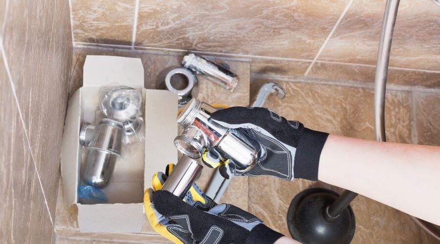 Professional gutter cleaning in Long Creek, OR